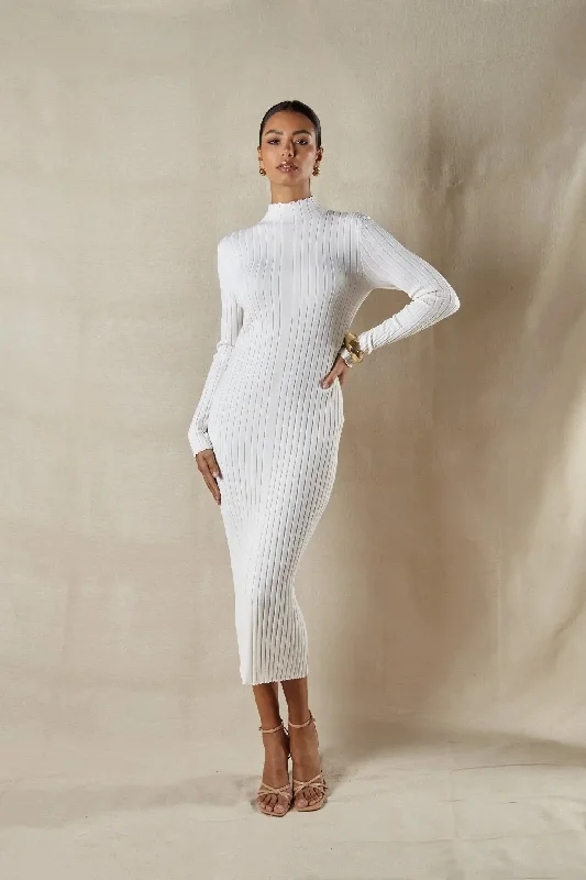 ALB Everyday - Timeless Cream Knit Dress